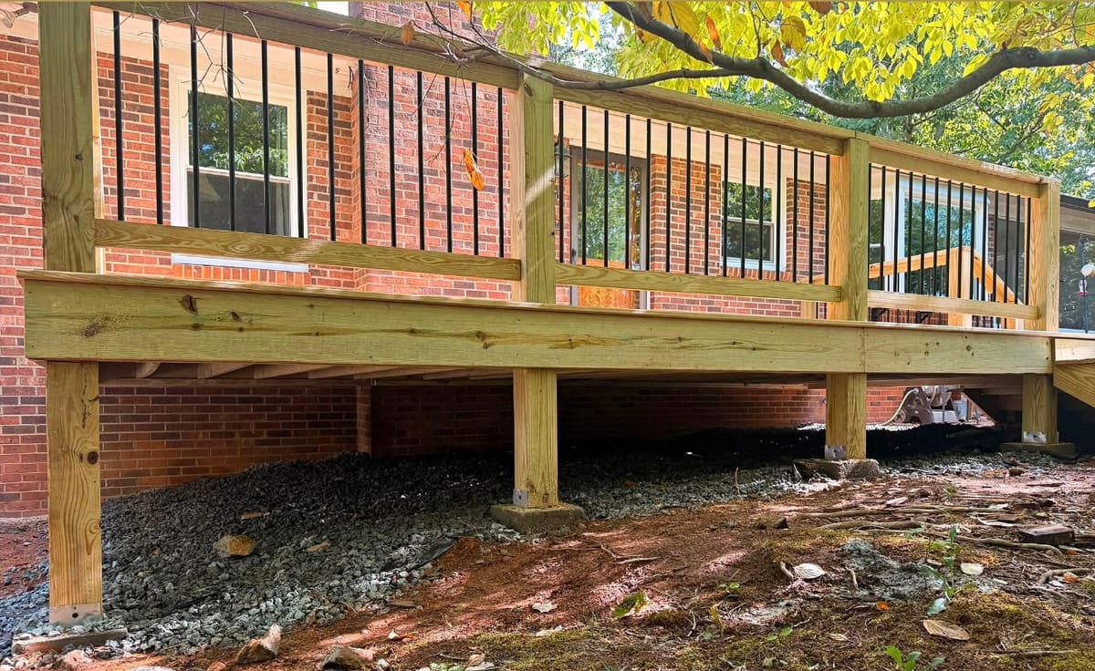 Elevated back deck